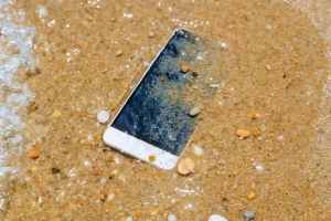 Smartphone water damage fix